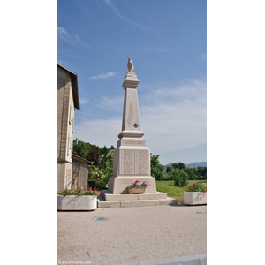 le monument aux morts