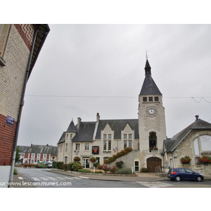 anizy le château (02320) église Sainte Geneviève 