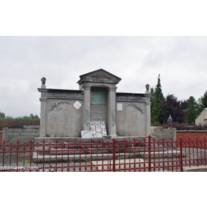 le monument aux morts