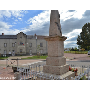 le monument aux morts