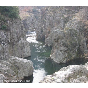 les gorges à Thueyts