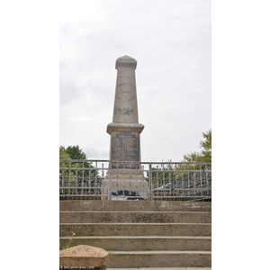 le monument aux morts