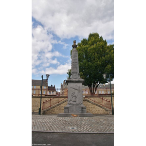 le monument aux morts