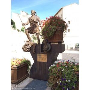 Statue de Tartarin de Tarascon