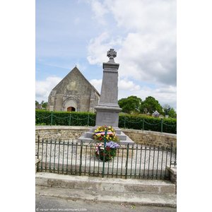 le monument aux morts 