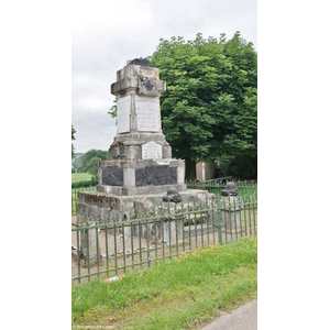 le monument aux morts