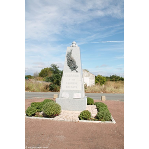 le monument aux morts