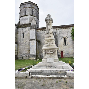 le monument aux morts