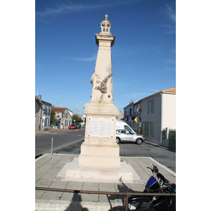 le monument aux morts