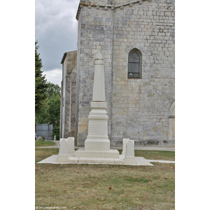 le monument aux morts