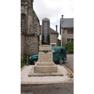 le monument aux morts