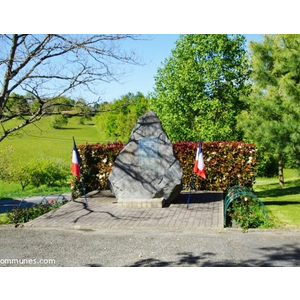 le monument aux morts