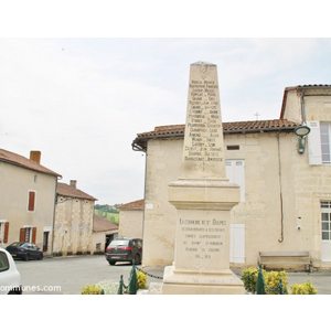 le monument aux morts