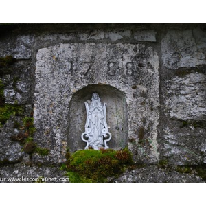 Vierge de la fontaine des morts