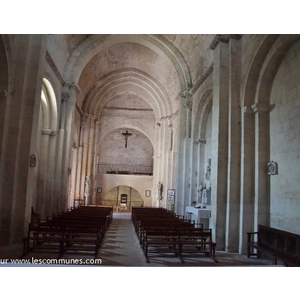 église Saint Restitut 