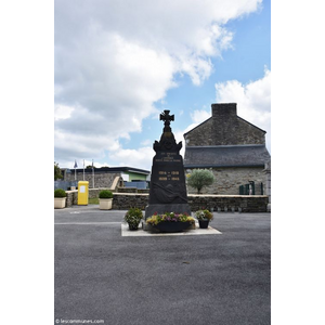 le monument aux morts