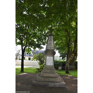 le monument aux morts