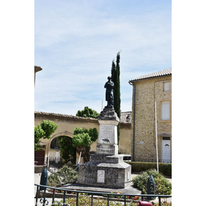 le monument aux morts