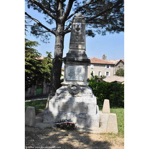 le Monument Aux Morts 