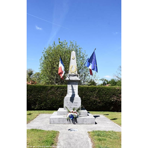 le Monument Aux Morts 