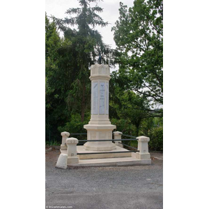 le monument aux morts