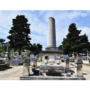 le Monument Aux Morts 