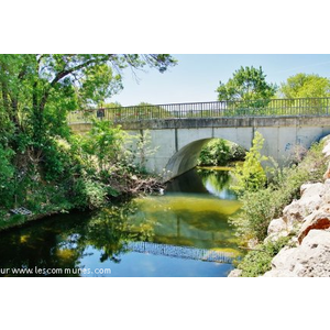 Pont sur la rivière La Mosson