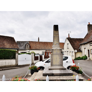 Le Monument-aux-Morts