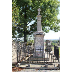 le monument aux morts 