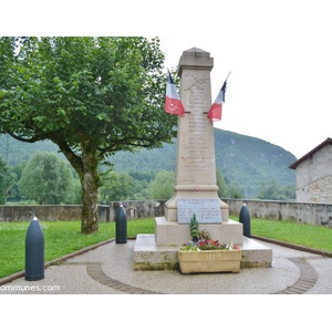 le monument aux morts