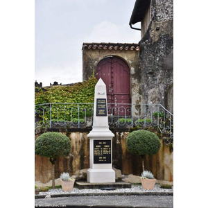 le monument aux morts