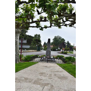 le monument aux morts