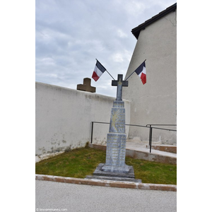 le monument aux morts