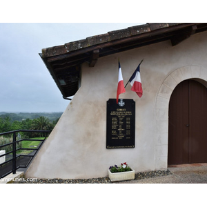 le monument aux morts