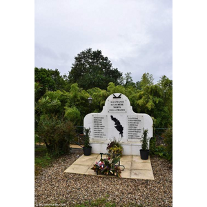 le monument aux morts