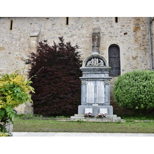 le monument aux morts