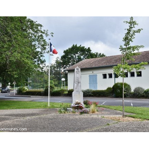 le monument aux morts