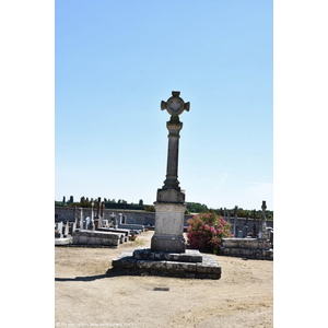 thenay le Monument Aux Morts 
