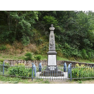 le monument aux morts