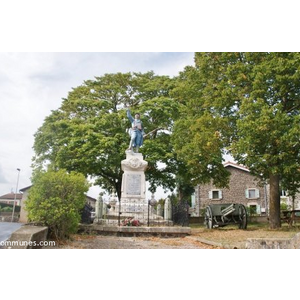 le monument aux morts