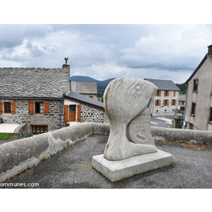 le monument aux morts