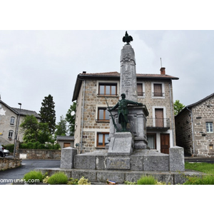 le monument aux morts