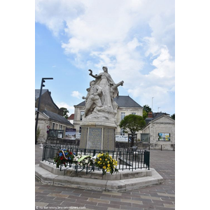 le Monument Aux Morts 