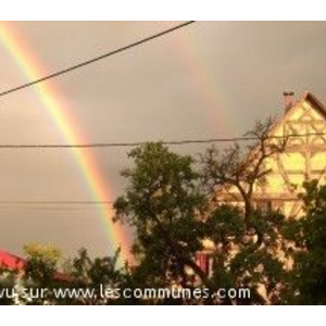 arc-en-ciel sur la villa Charlot