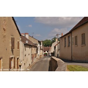 Le Village