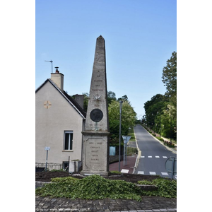 le Monument Aux Morts 