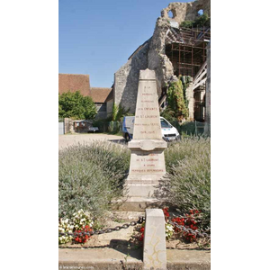 le monument aux morts