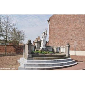 Commune de LA CHAPELLE D ARMENTIERES