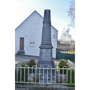 le monument aux morts