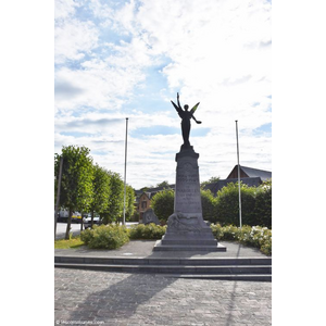 le monument aux morts